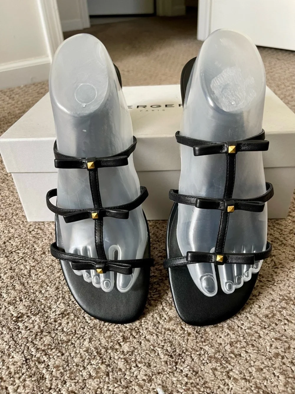 🆕 Rebecca Minkoff Bow Flat Sandal - Picture 3 of 5